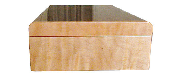 Handmade wood box - Maple end view